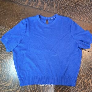 Electric Blue Comfy Soft Women's Sweater Material and Brand unknown, No Tags